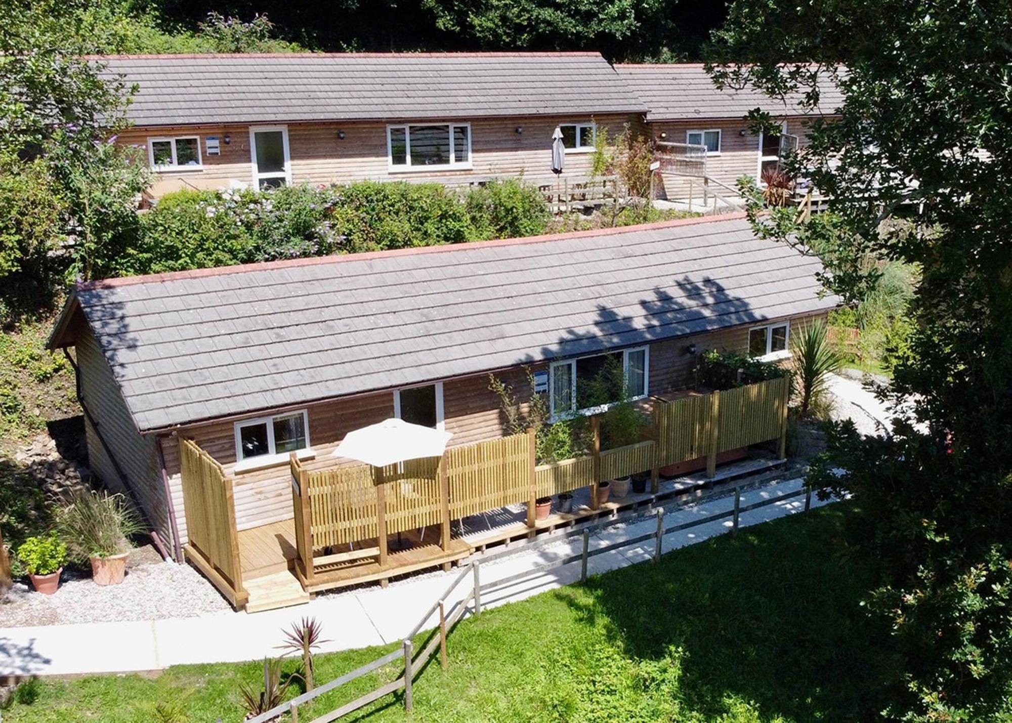 Ivyleaf Combe Lodges Stratton  Room photo
